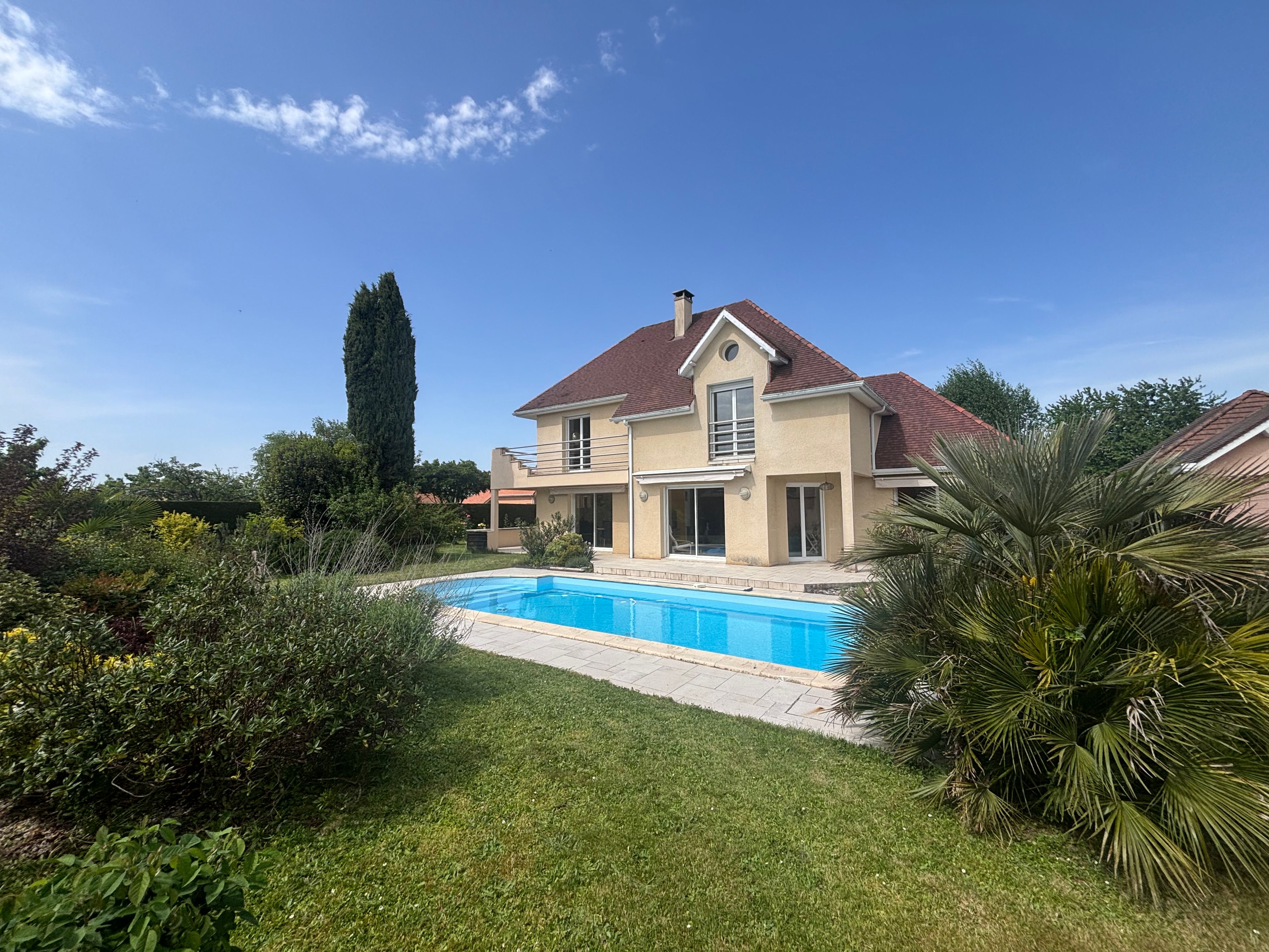 Maison à vendre 7 pièces 198 m² IDRON